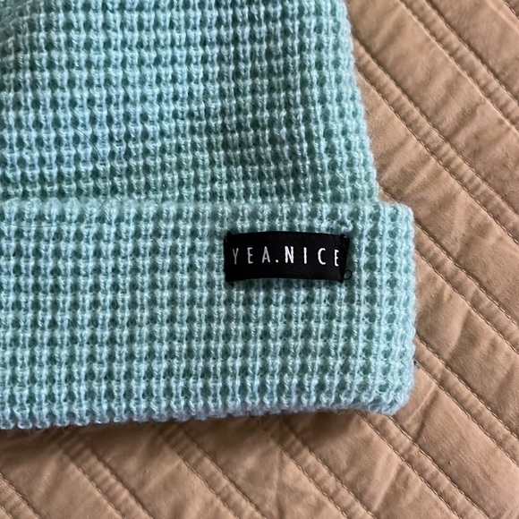 Men’s Yea.Nice Fold Beanie - Picture 2 of 3